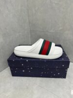 Slippers - 图片 3