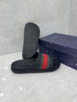 Slippers - 图片 4