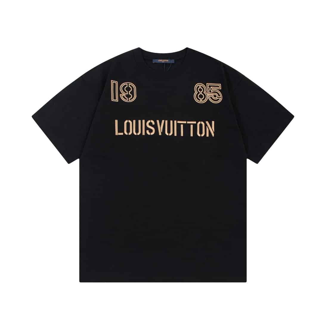 39-2324b991_d1f3323d-4d82-490f-adff-80eb528bb696-1.jpg T-shirt - 图片 1