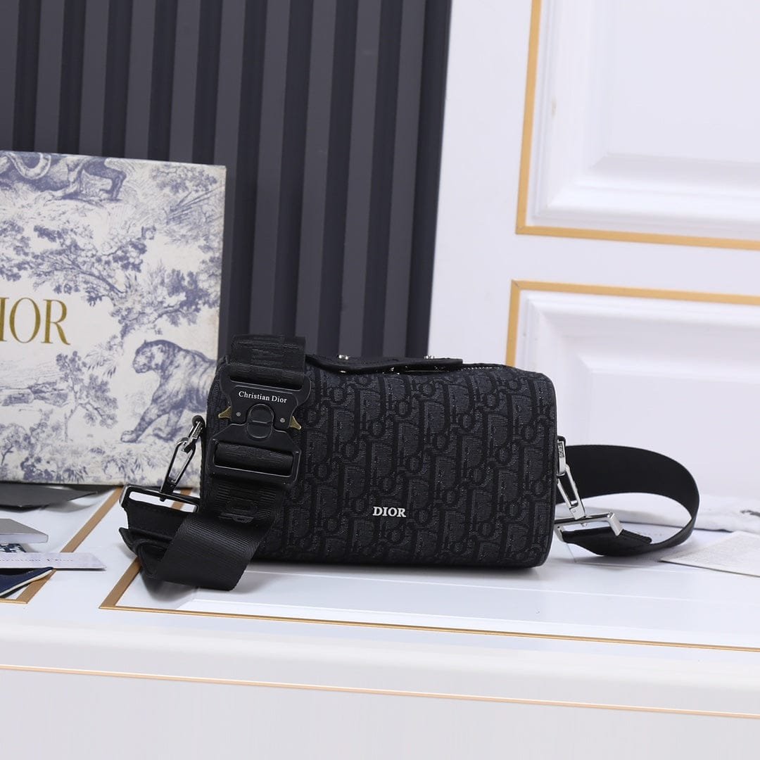 59-3d77509a_e41c1687-2191-4163-802d-8abefb77359b.jpg Bag - 图片 1