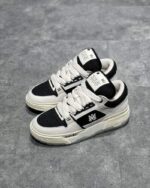 Black White - 图片 3