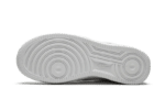 Classic White - 图片 3