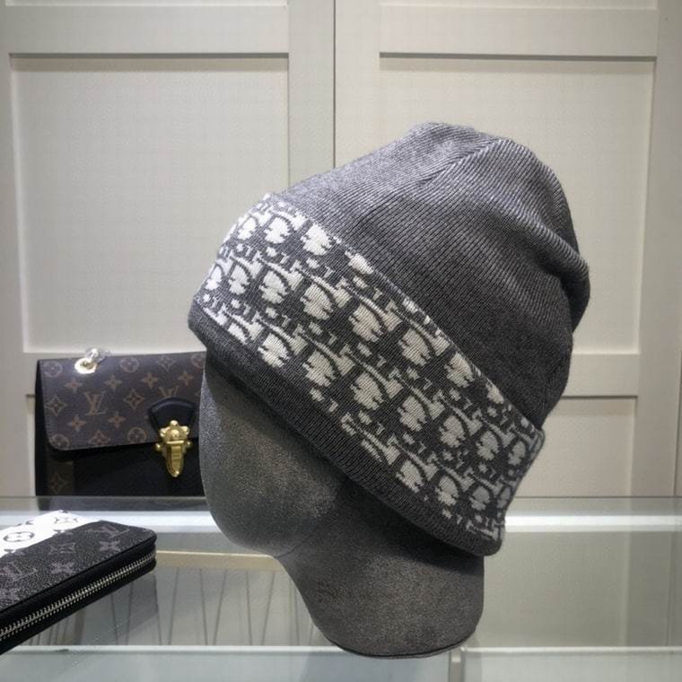 Dior-Hat-0-9_1446338_8a40607c-d83e-48fb-b75d-d0ce03ea1e13.jpg Beanie - 图片 1