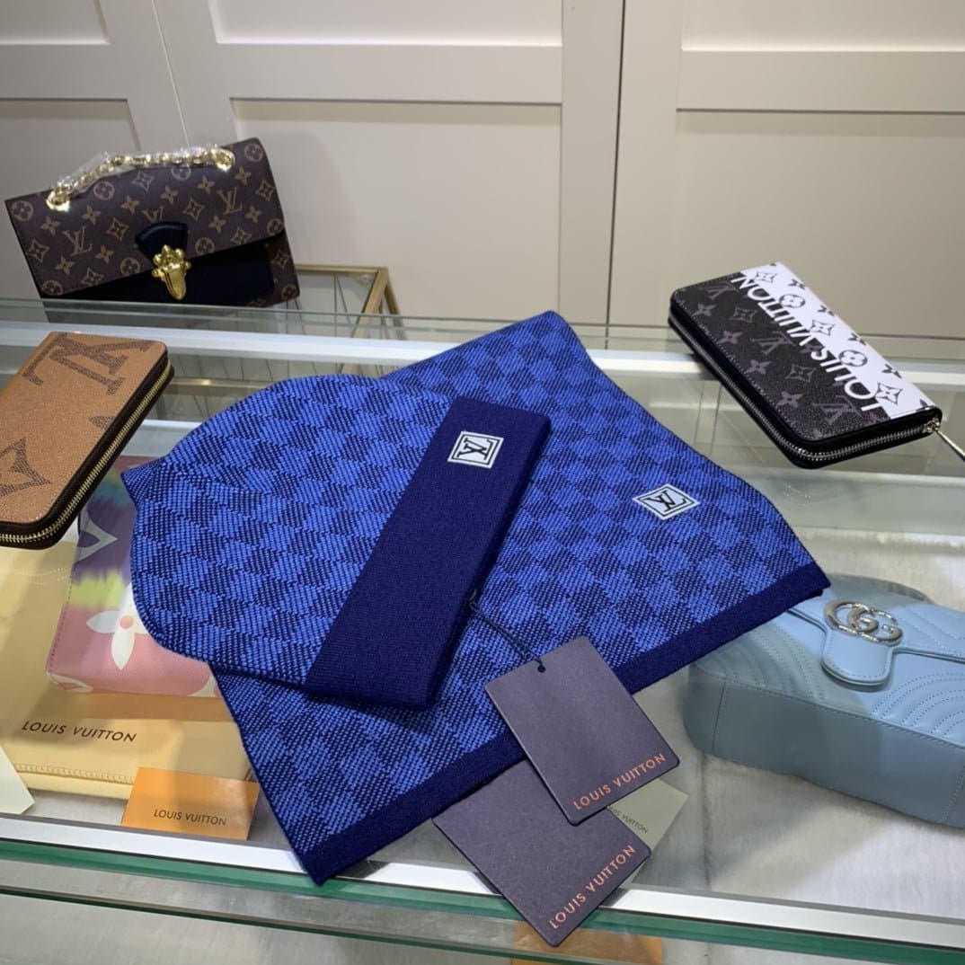 LV-Scarf-Hat-3_825779.jpg Beanie + Scarf - 图片 1