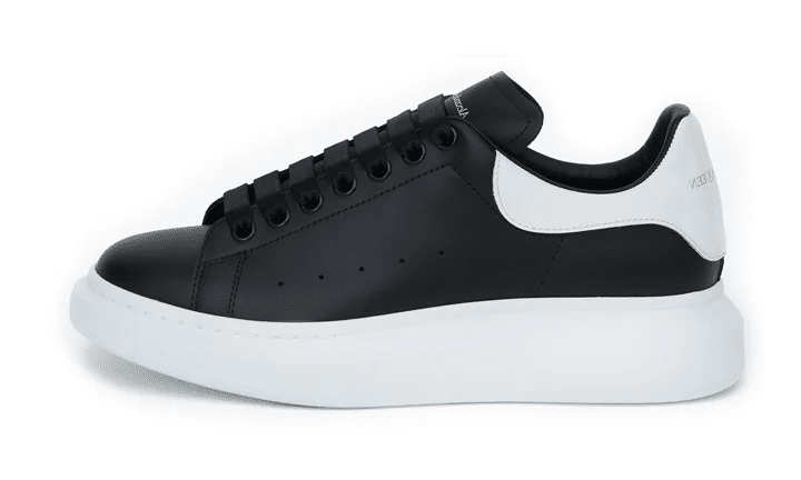 OVERSIZEDWHITEBLACK_8be423bb-0d5b-4f65-a37a-1002ce9e7234.png OVERSIZED WHITE BLACK - 图片 1