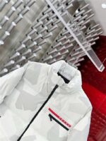Jacket - 图片 2