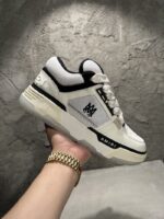 White Black - 图片 6