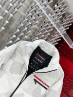 Jacket - 图片 5