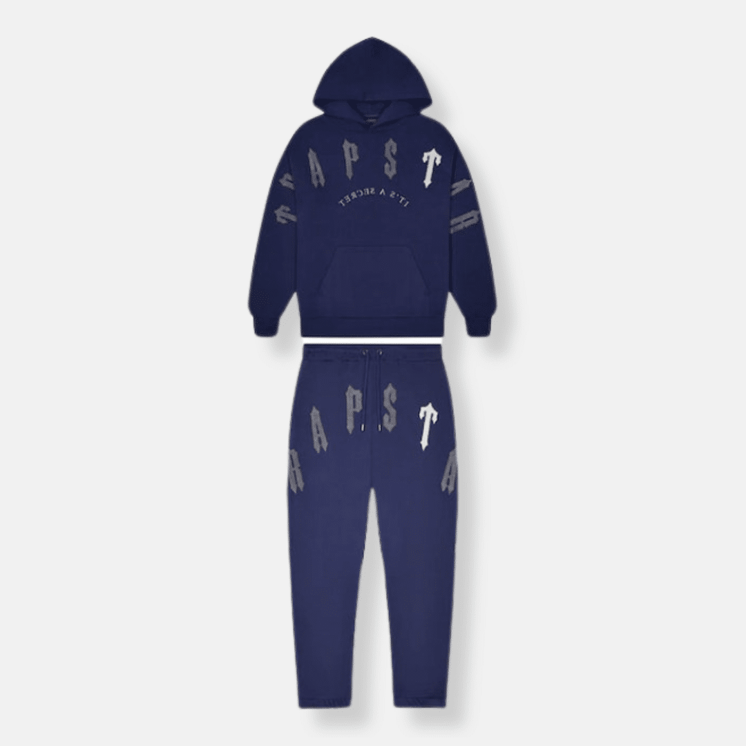 trapstar-tracksuit-set-x-small-trapstar-irongate-arch-chenille-2-0-hooded-tracksuit-navy-39651663020266_eb31790a-90a7-44df-85ee-1c0668ce399f.png Tracksuit - 图片 1