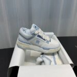 White Blue - 图片 6